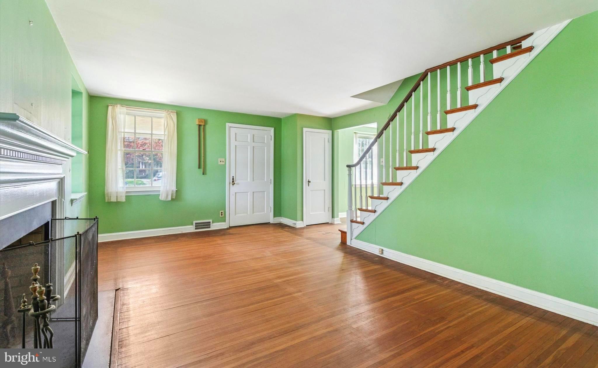 219 Williamsburg Rd