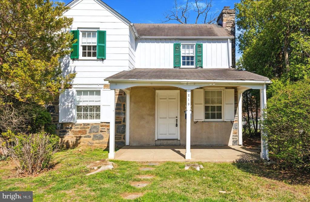 219 Williamsburg Rd