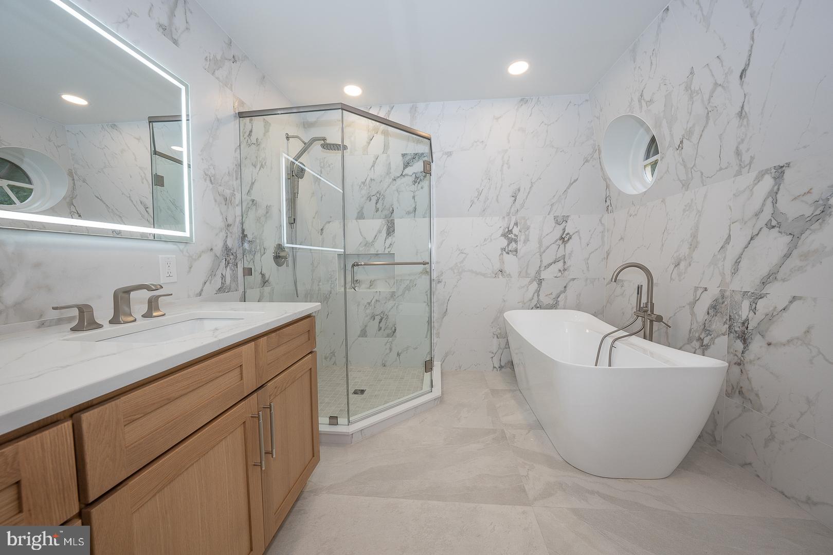 4103 Laurel Dr