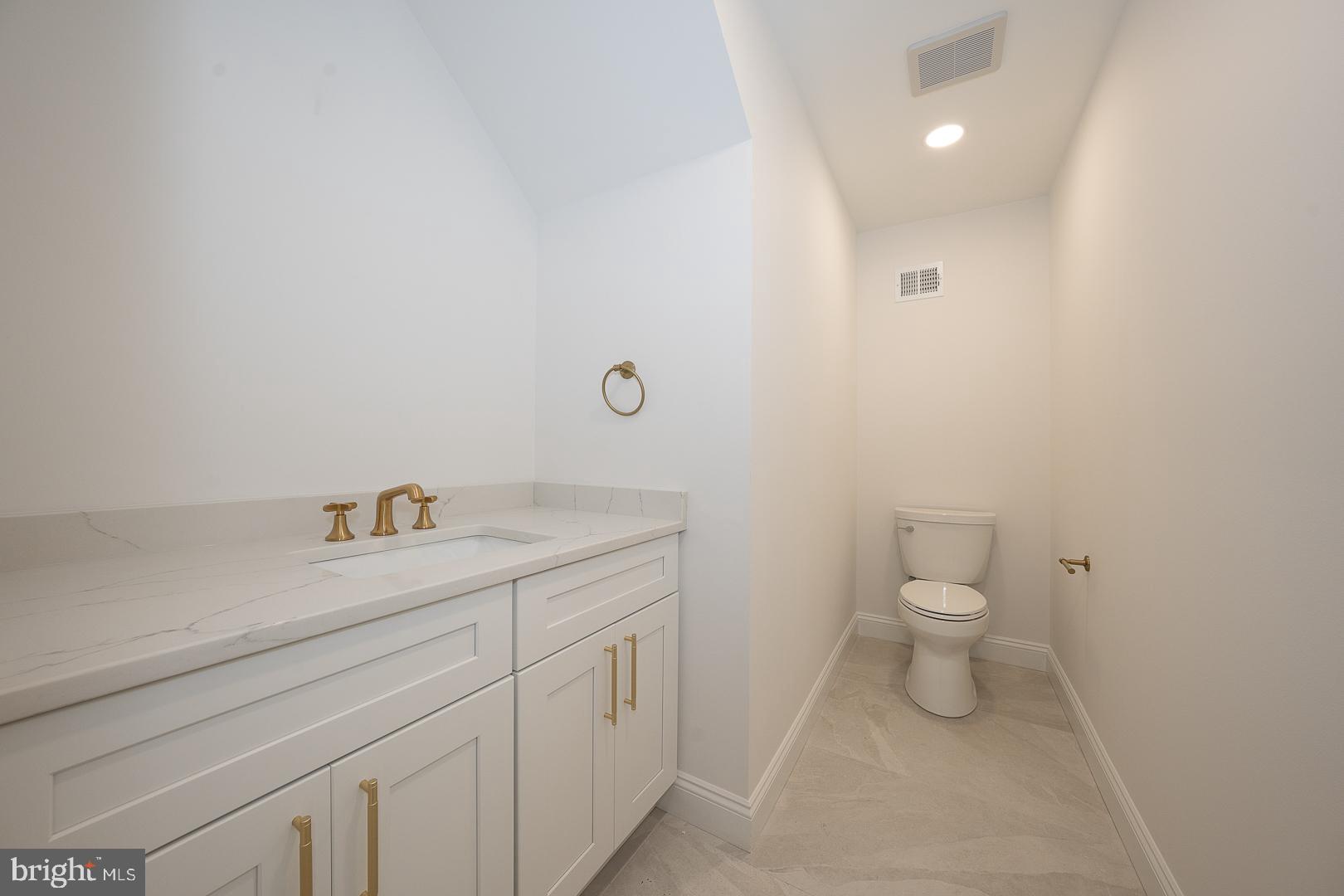 4103 Laurel Dr