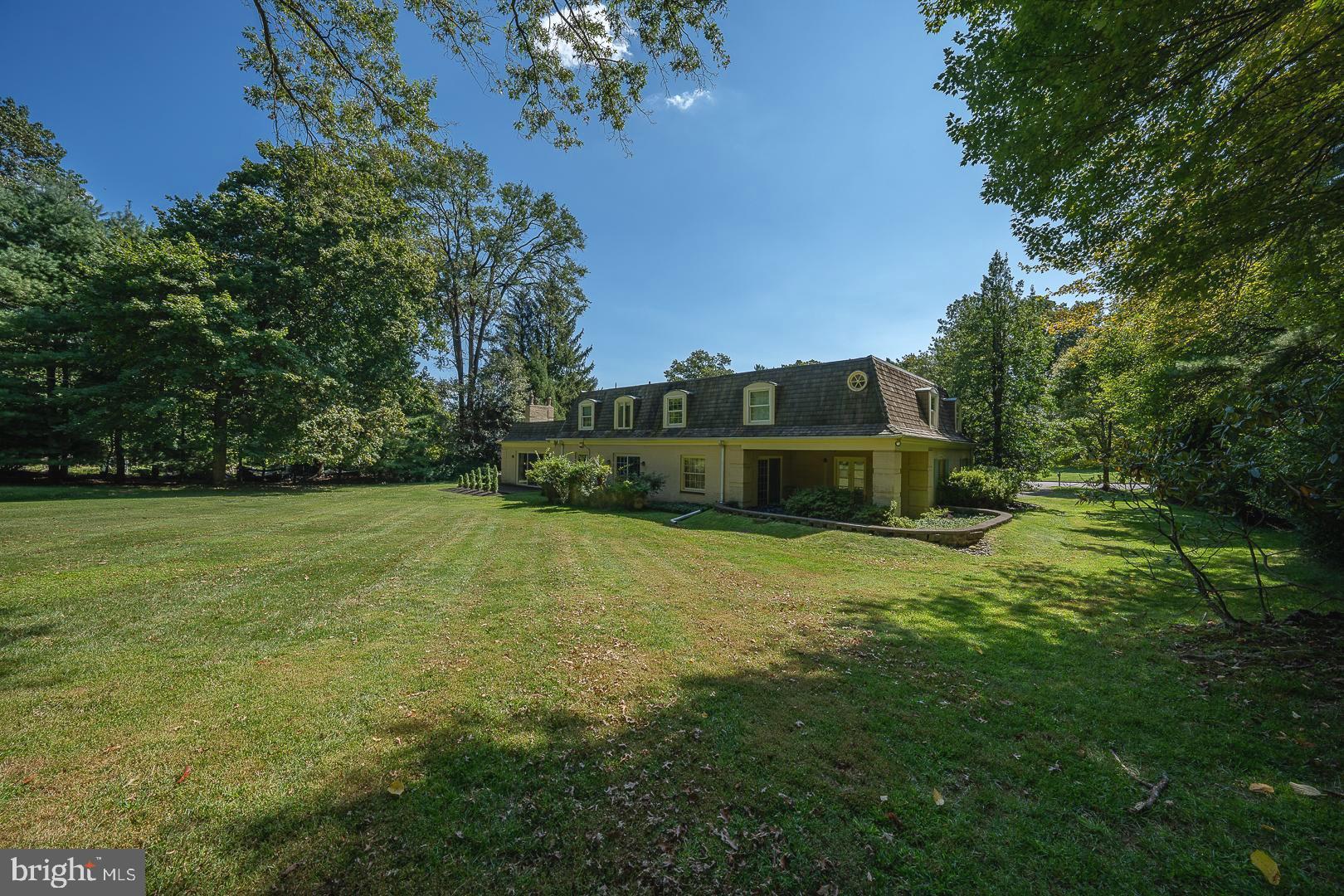 4103 Laurel Dr