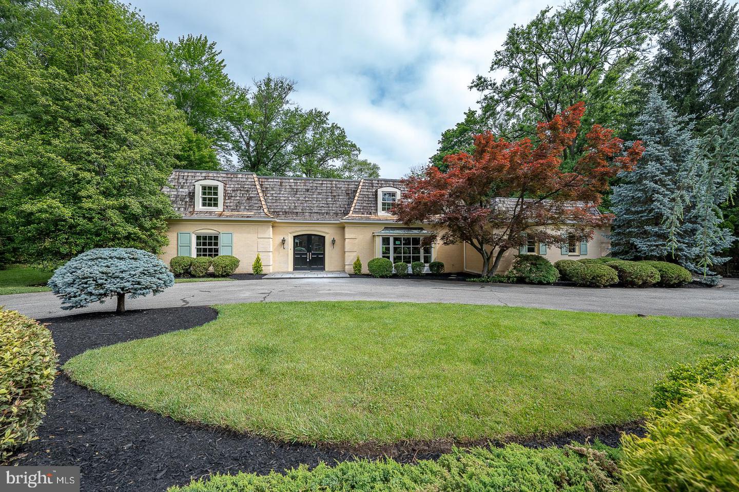 4103 Laurel Dr