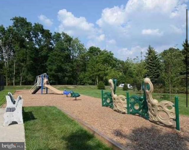 20 Winston Ct #103 U-20