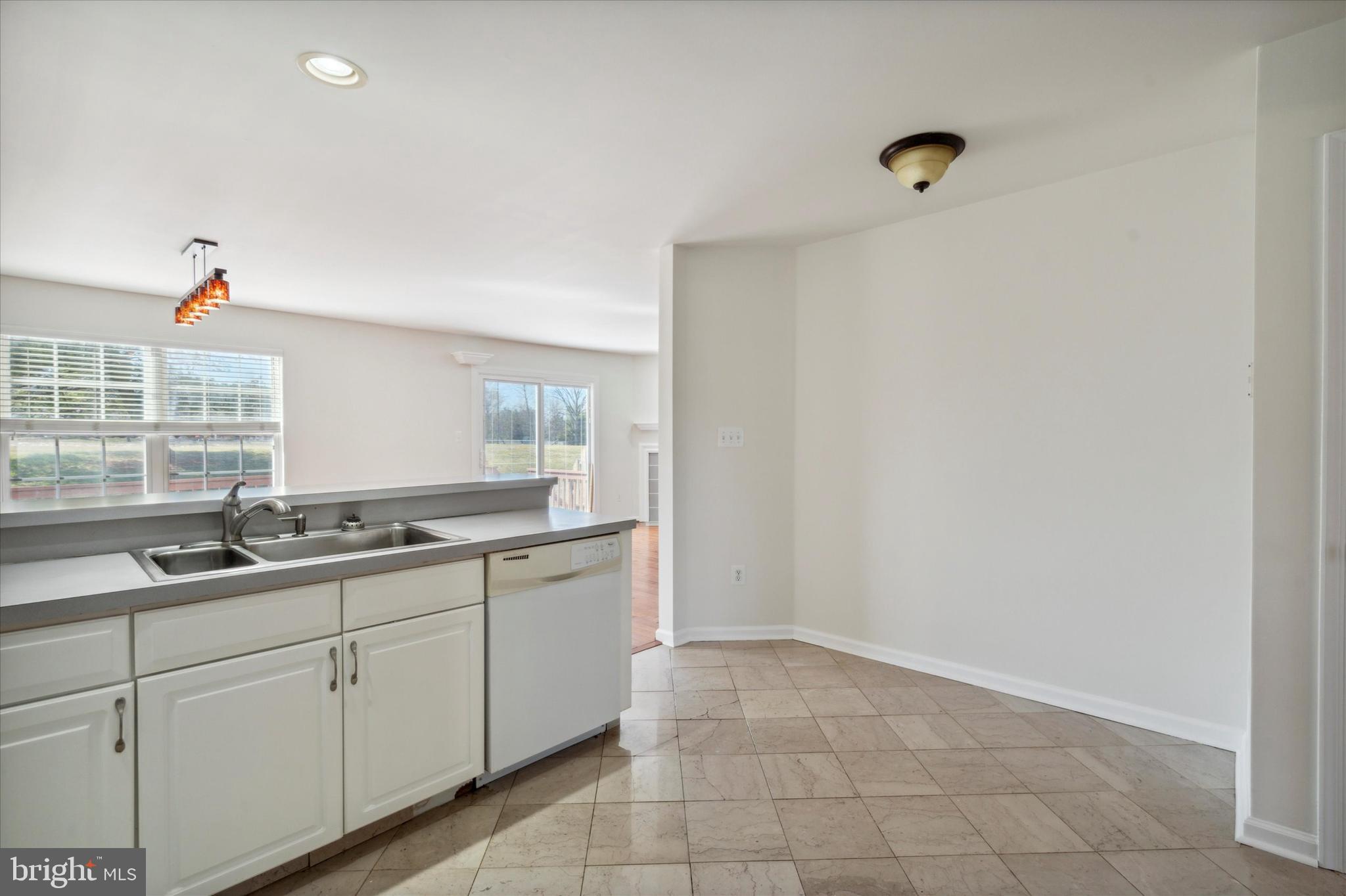 191 GLENEAGLES CT