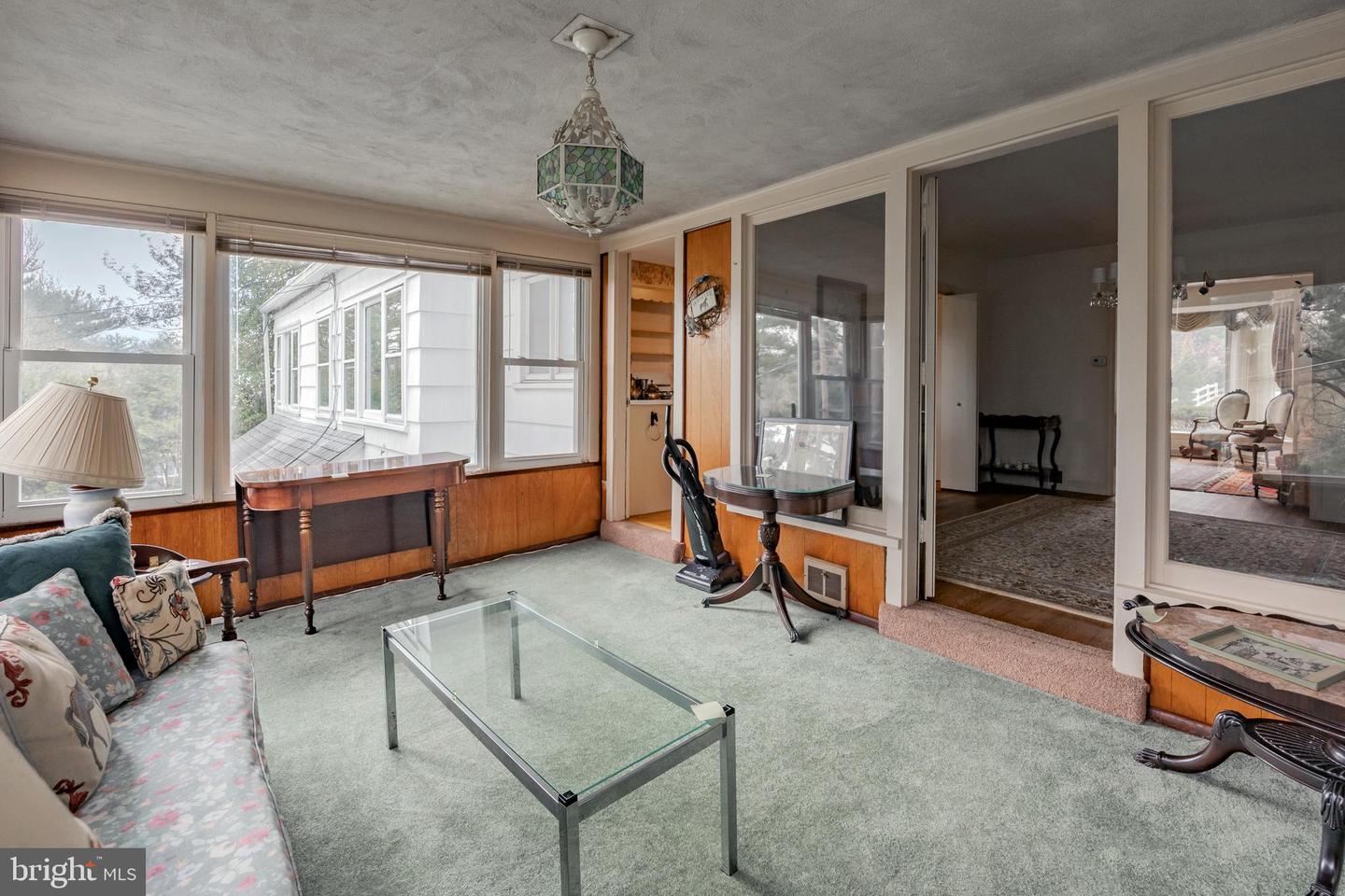 501 Parkview Dr