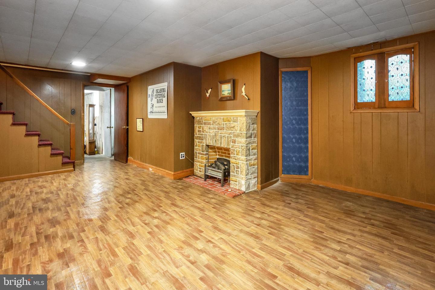 501 Parkview Dr