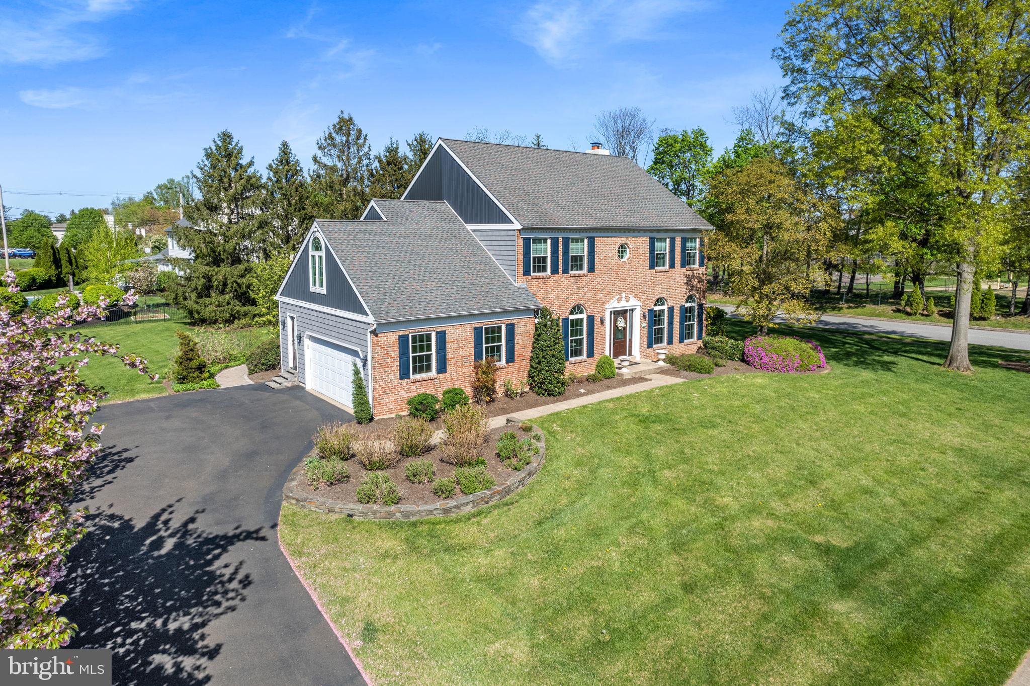 1721 Thornbury Ln