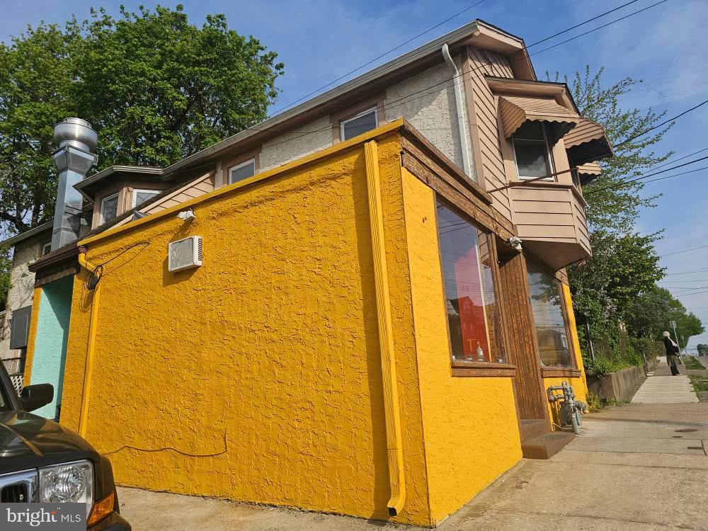107 E COUNTY LINE RD #2