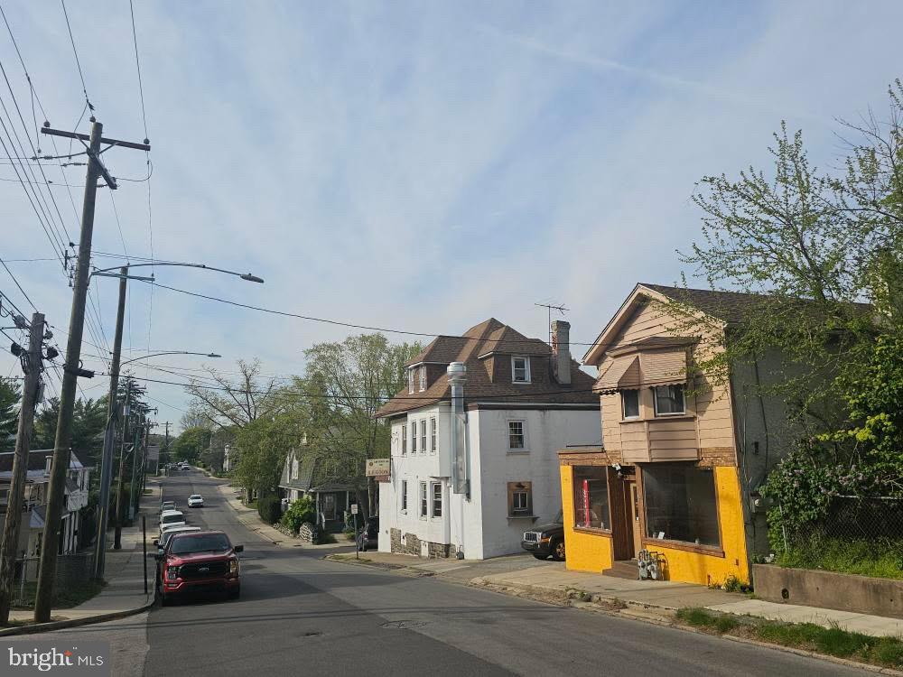 107 E COUNTY LINE RD #2