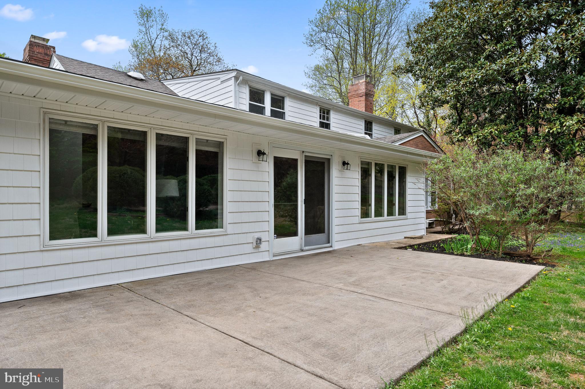 1019 Morris Ave