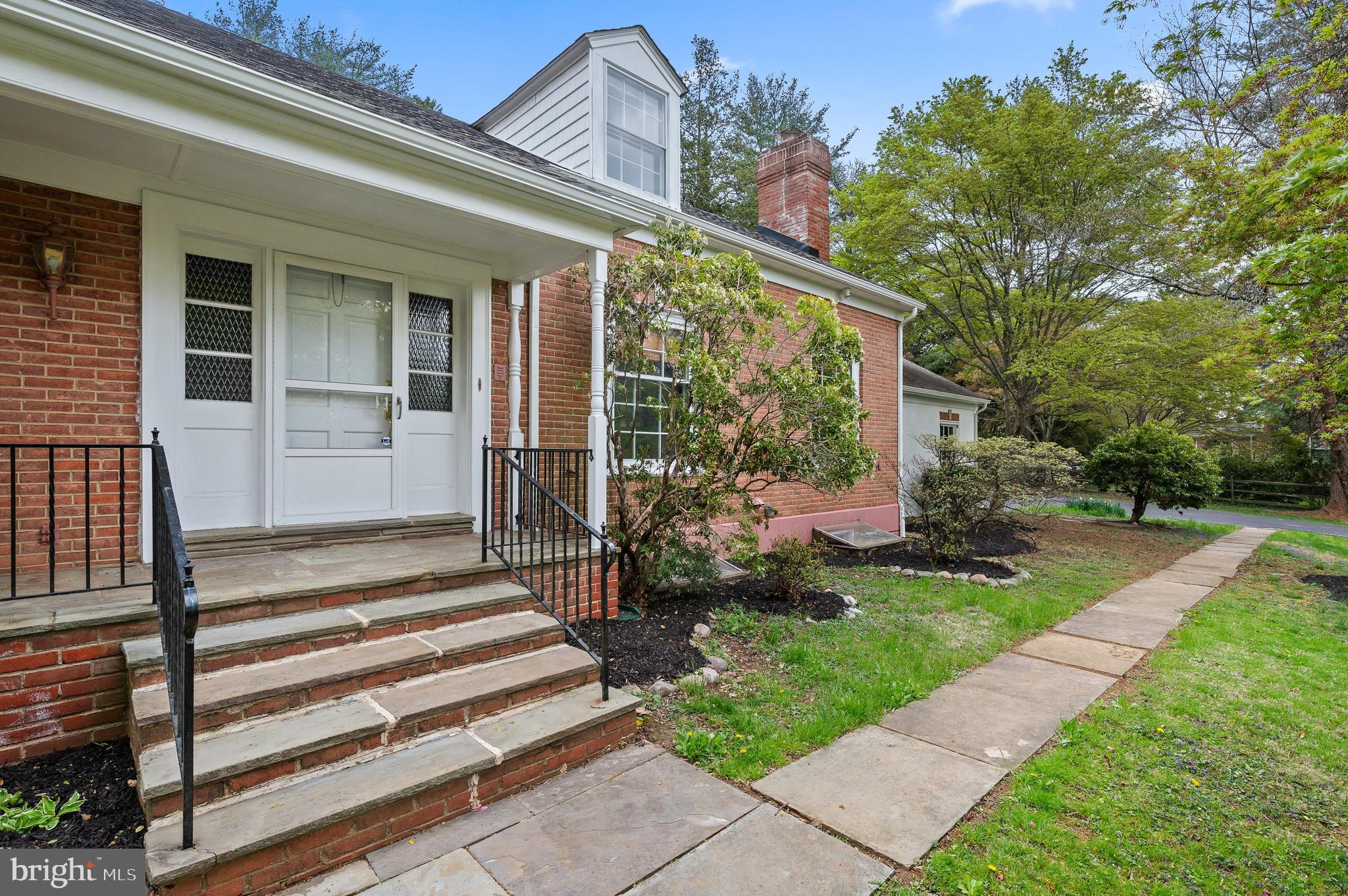 1019 Morris Ave