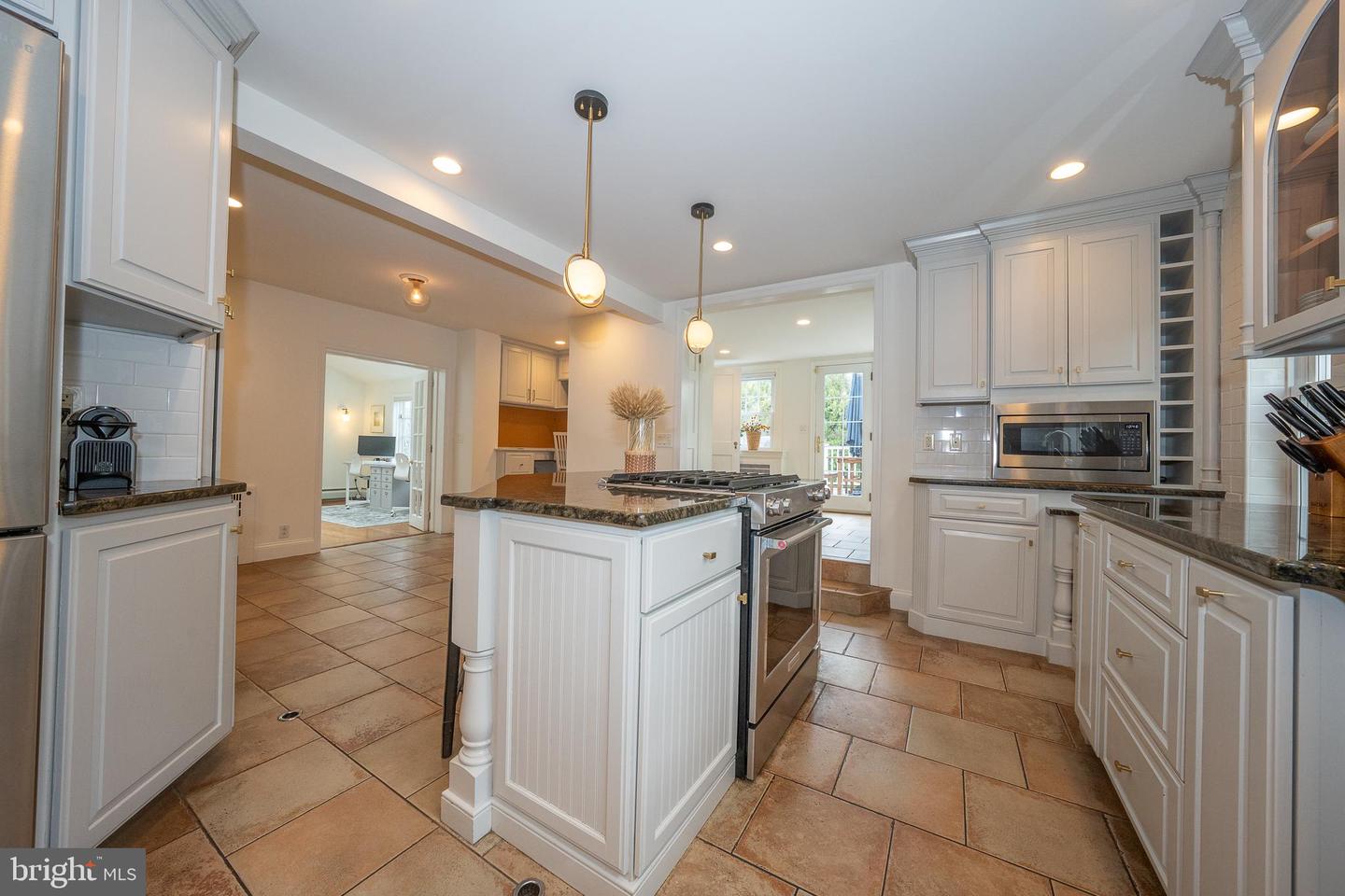 337 Wister Rd
