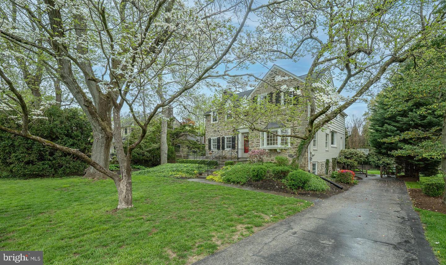 337 Wister Rd