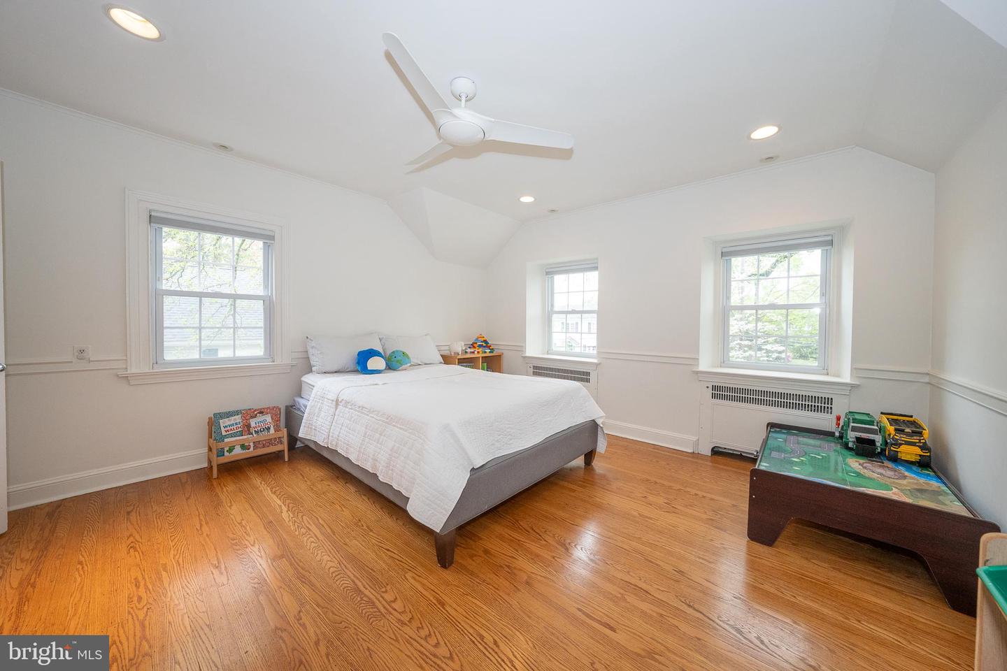 337 Wister Rd