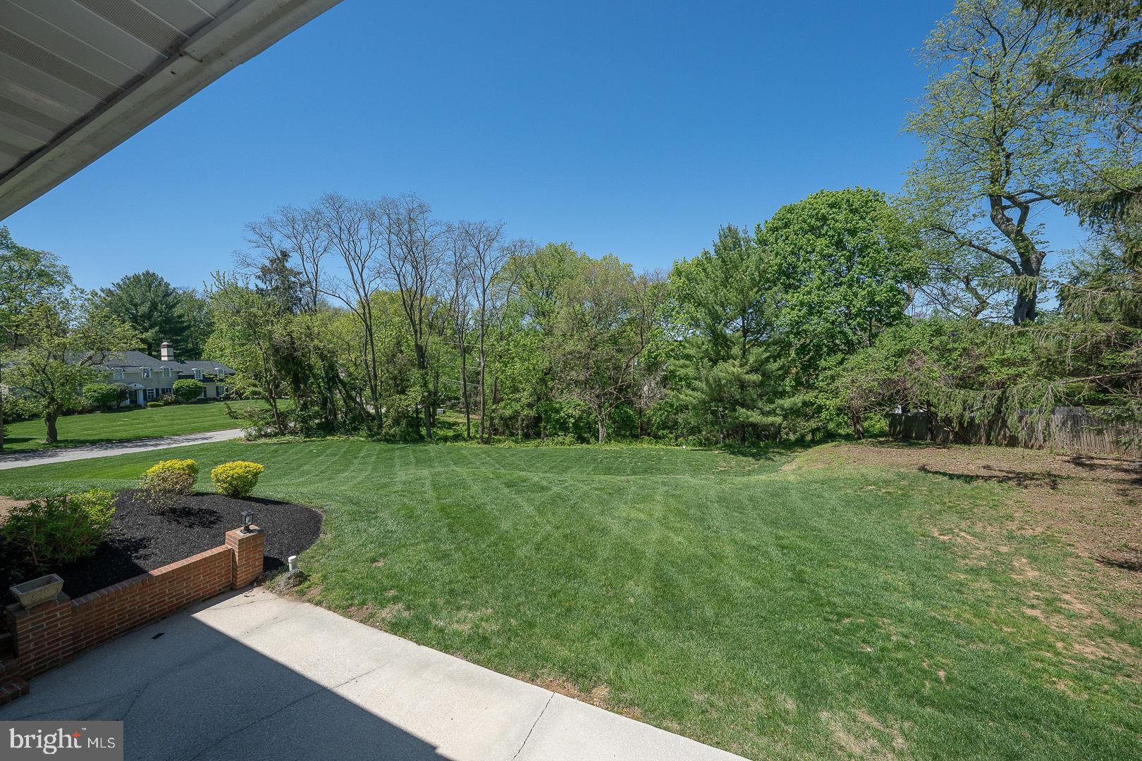 1215 Club House Rd