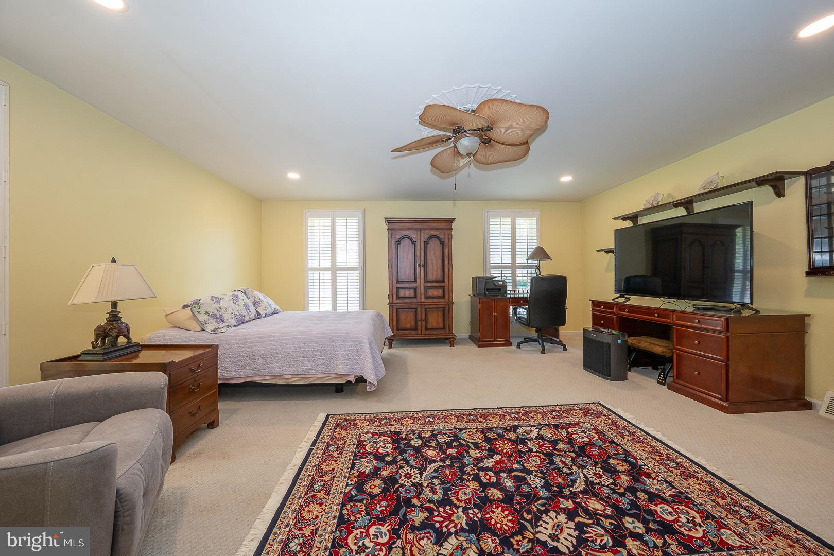 1215 Club House Rd