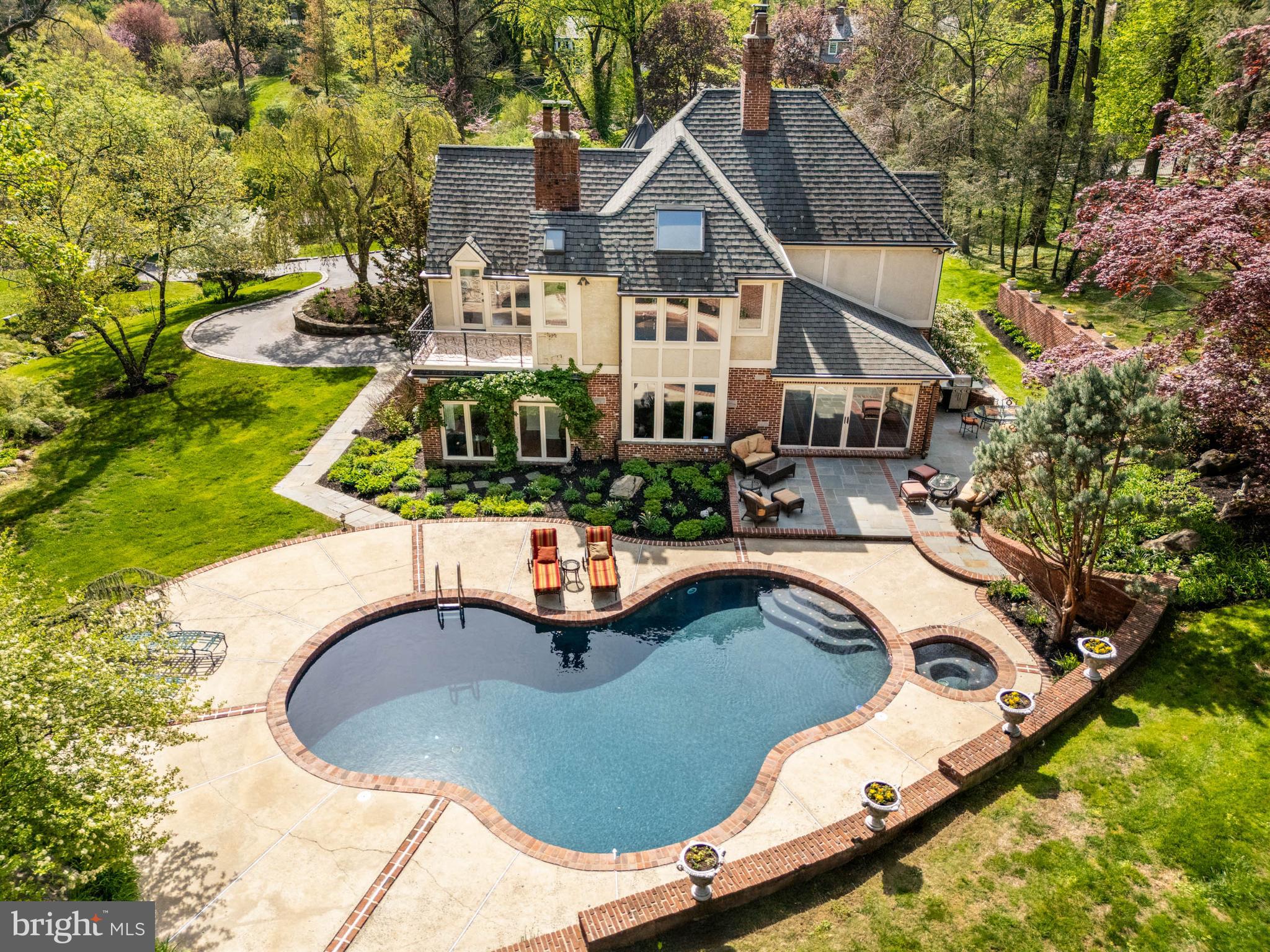1100 Green Valley Rd