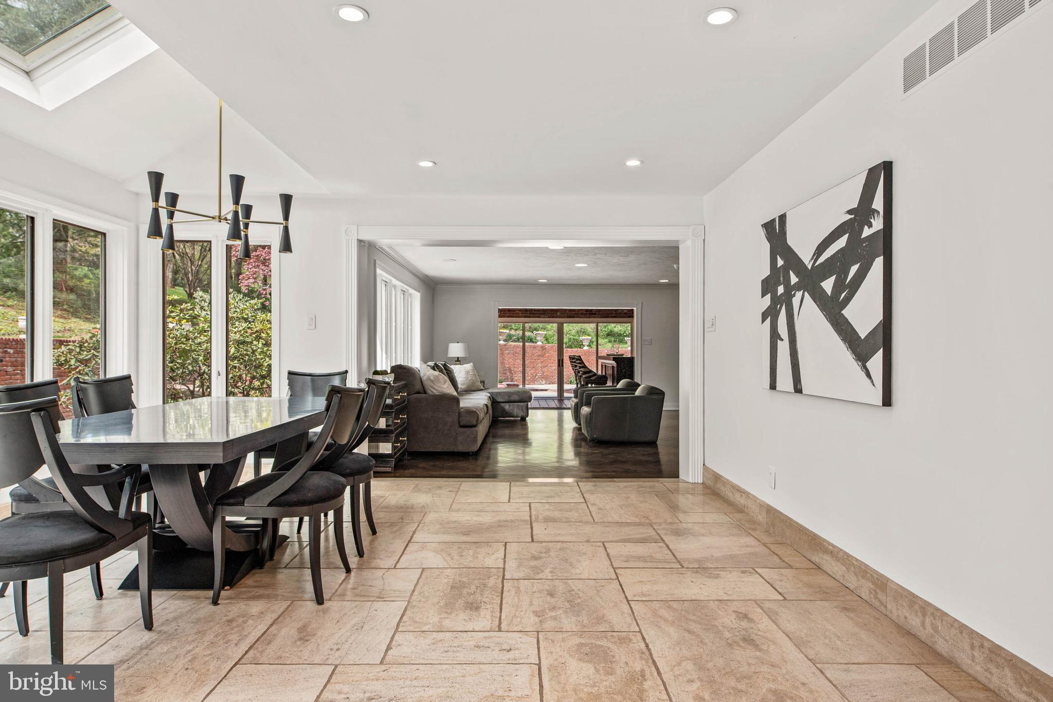 1100 Green Valley Rd