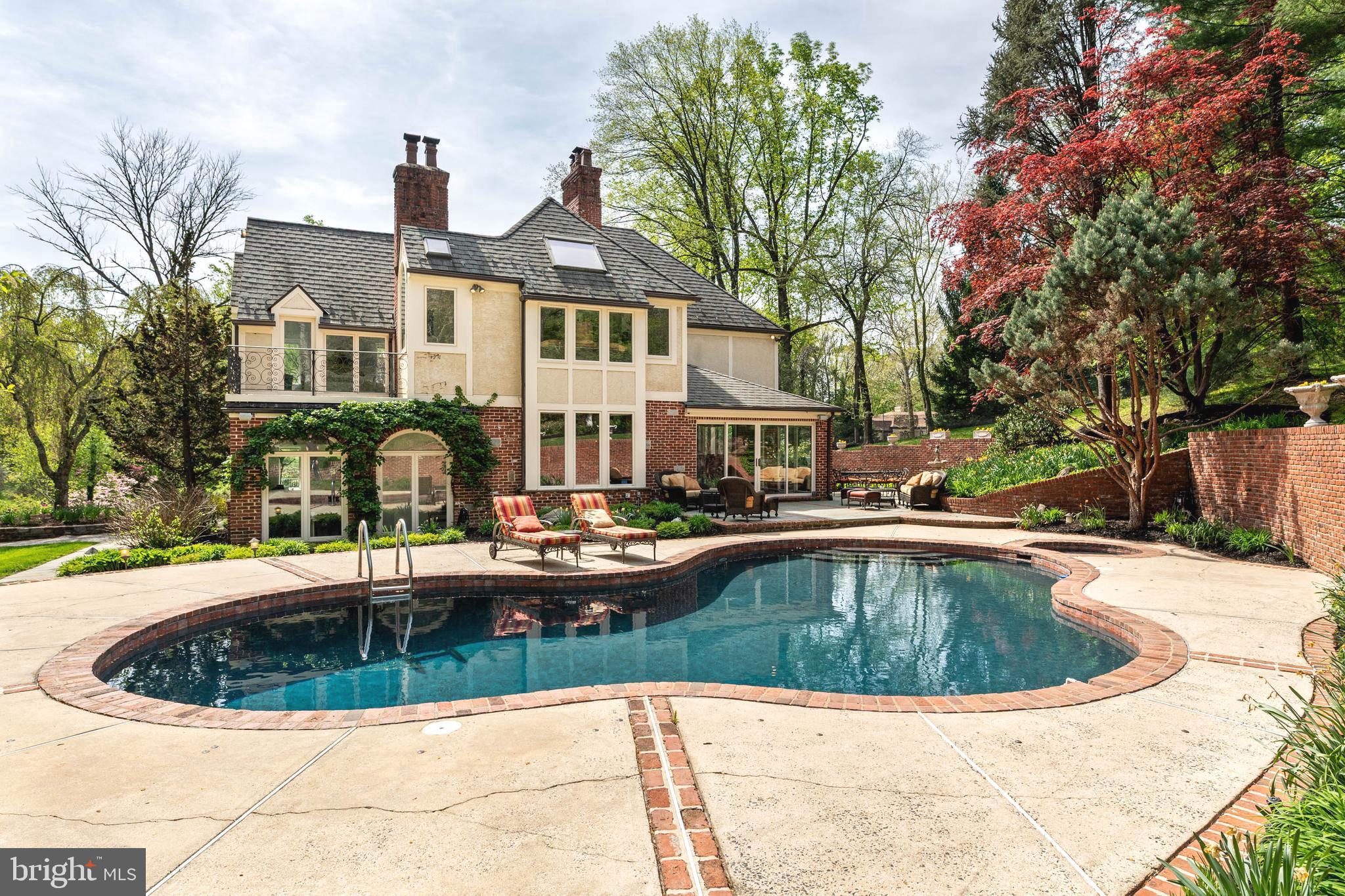 1100 Green Valley Rd