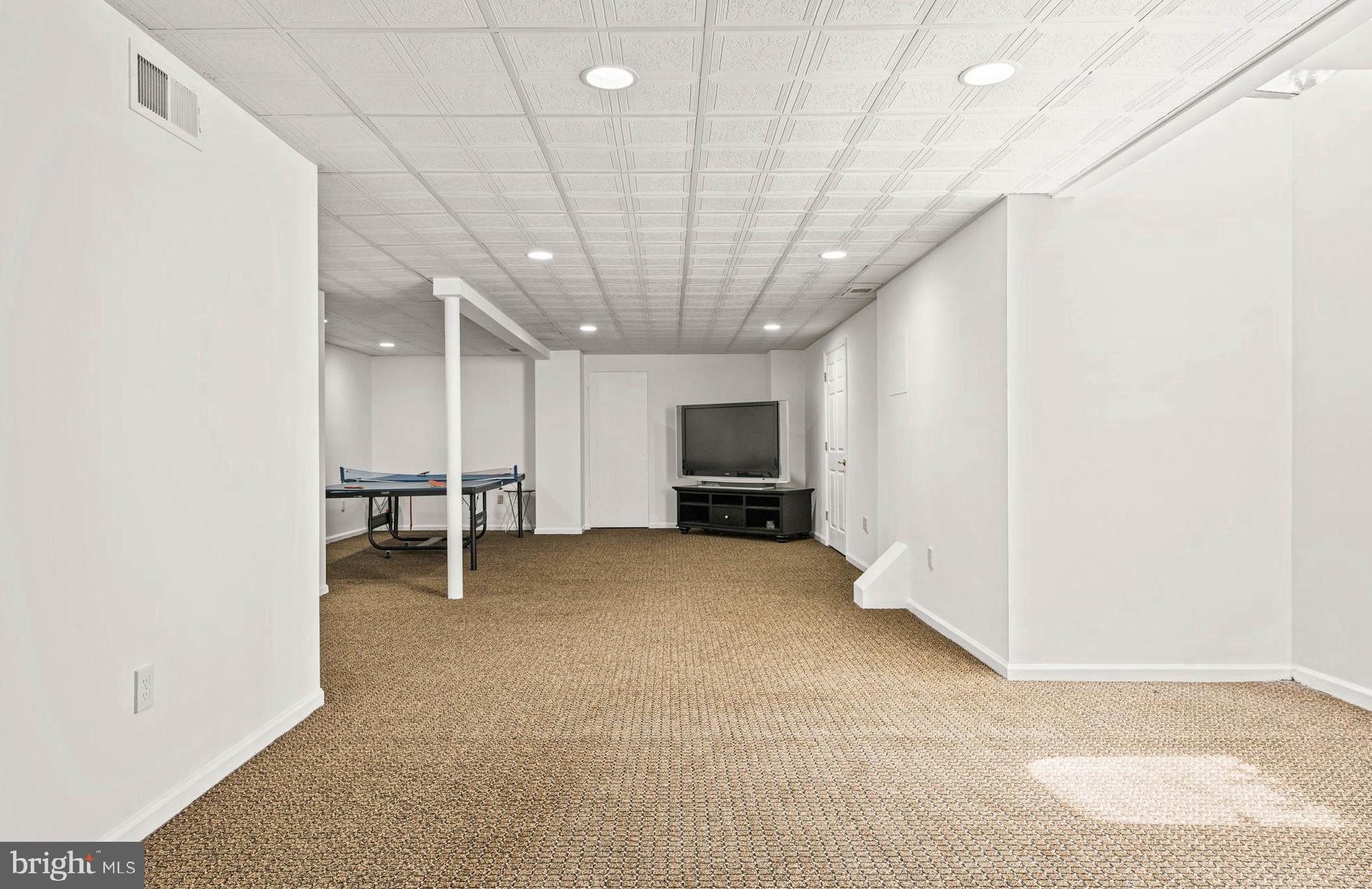 1100 Green Valley Rd