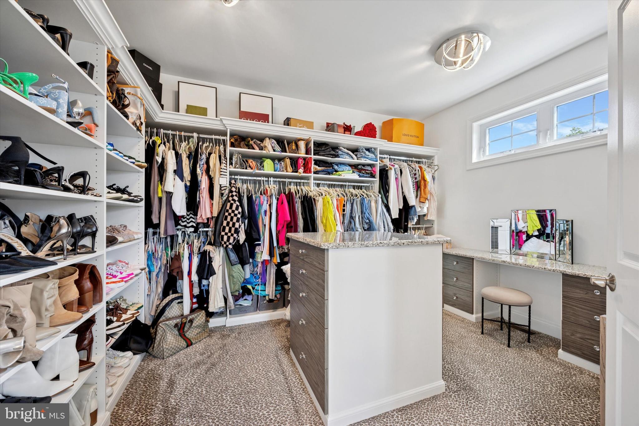 37 Starmont Way