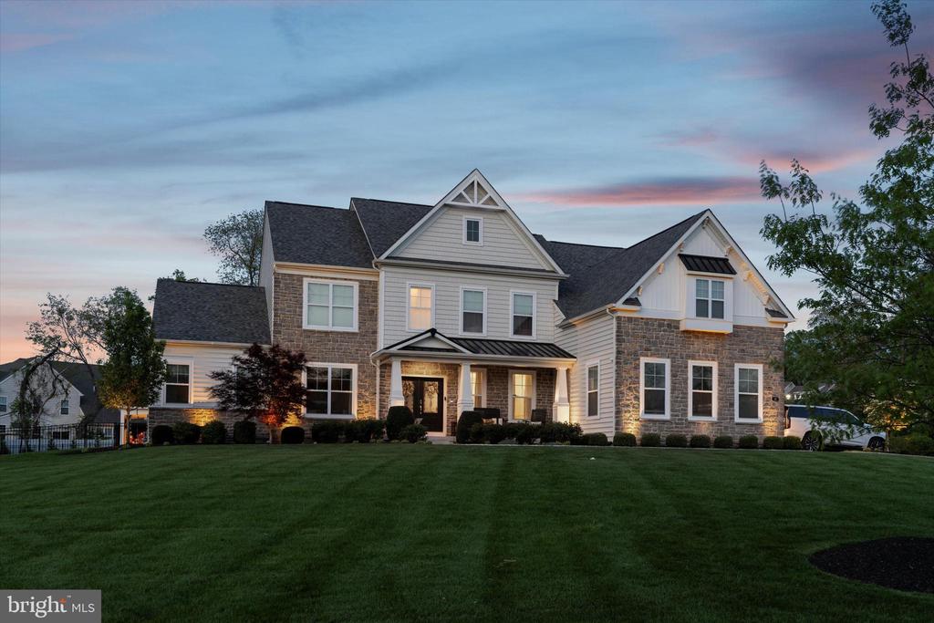 37 Starmont Way