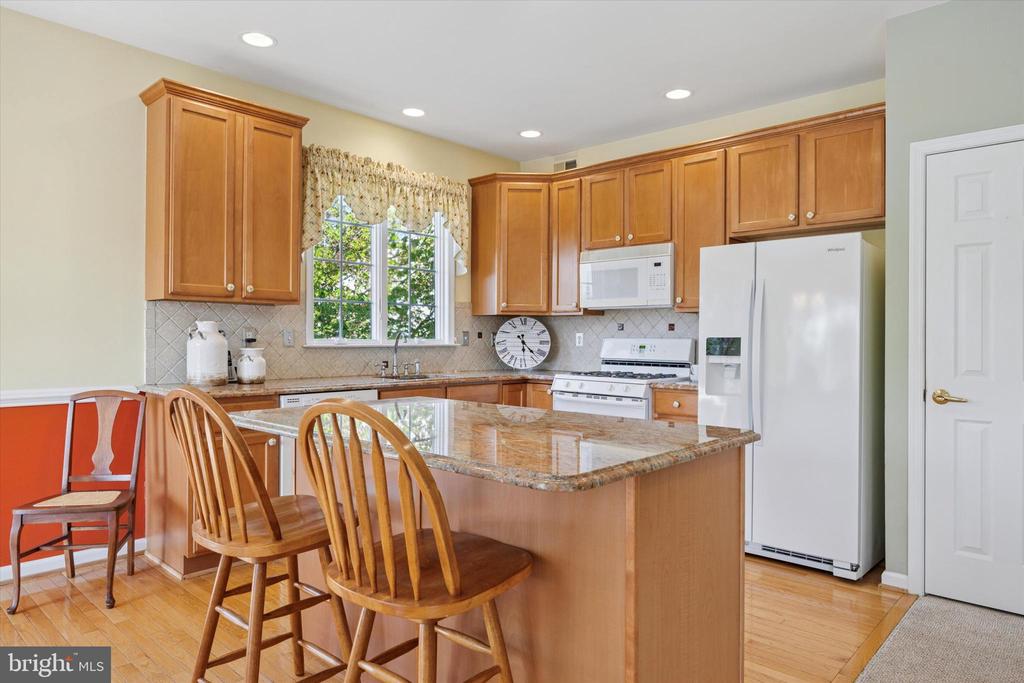 1124 Ellen Ct