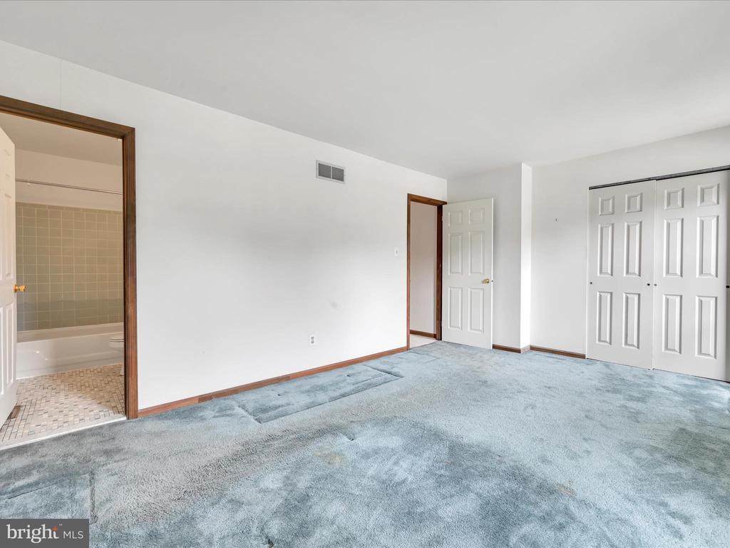 414 Jean Dr
