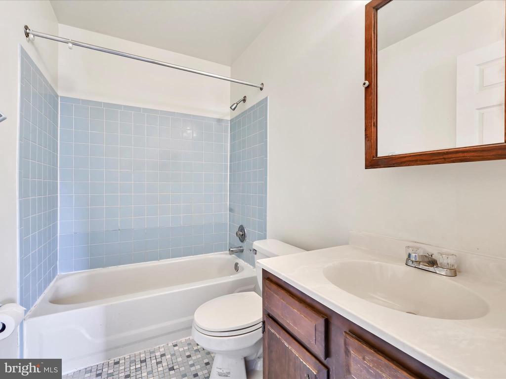 414 Jean Dr