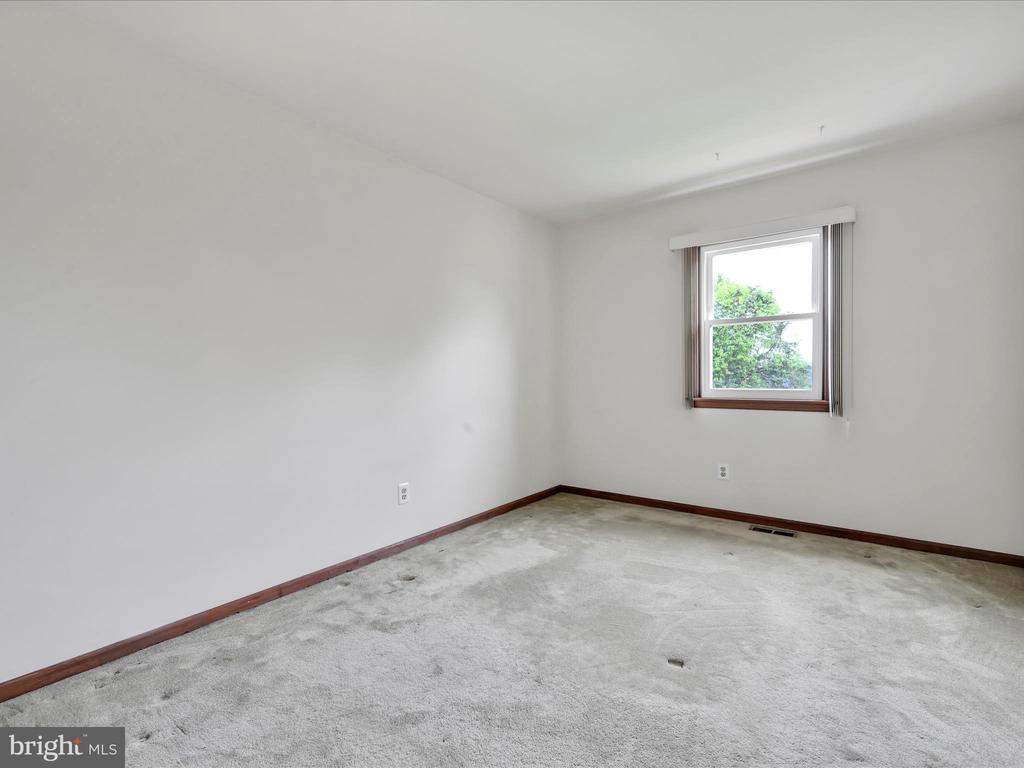 414 Jean Dr