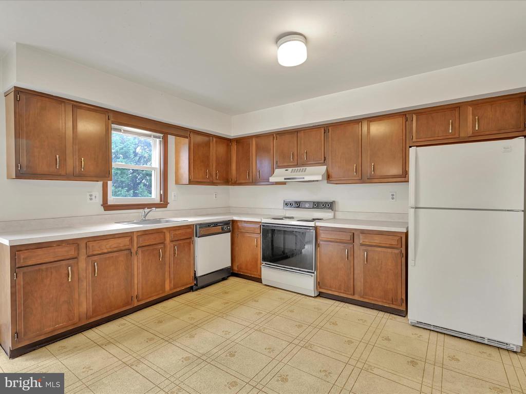 414 Jean Dr