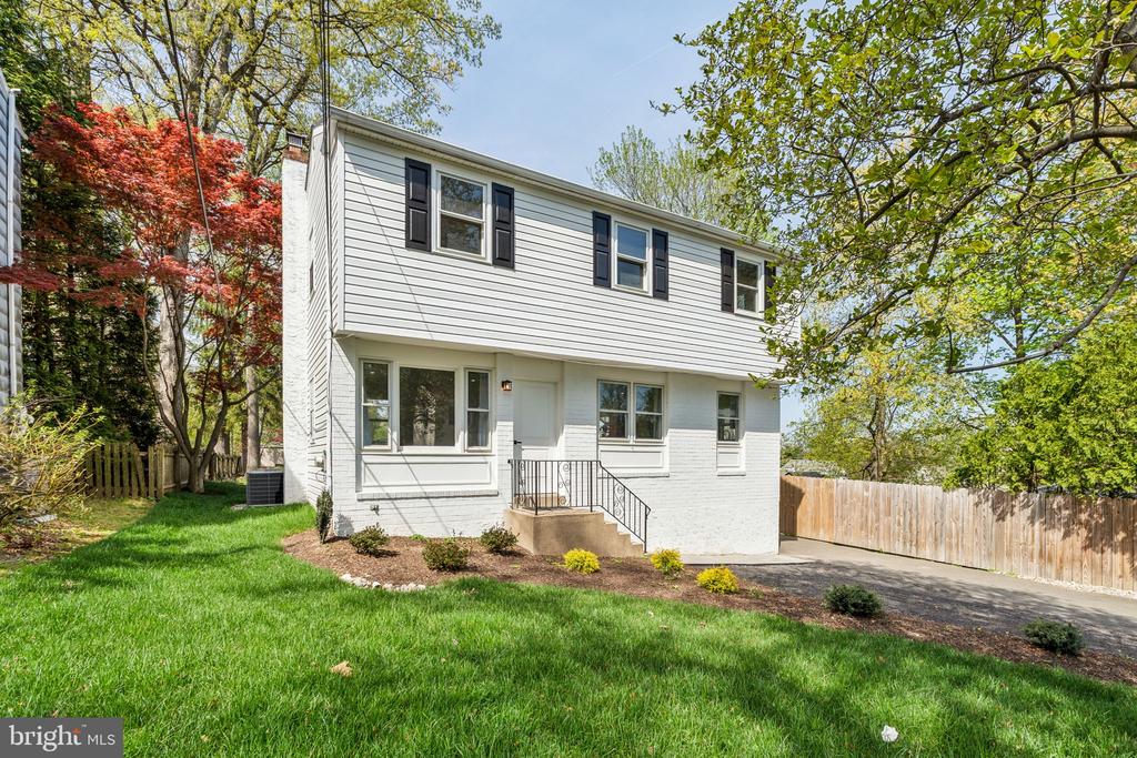 2514 Bruce Ave