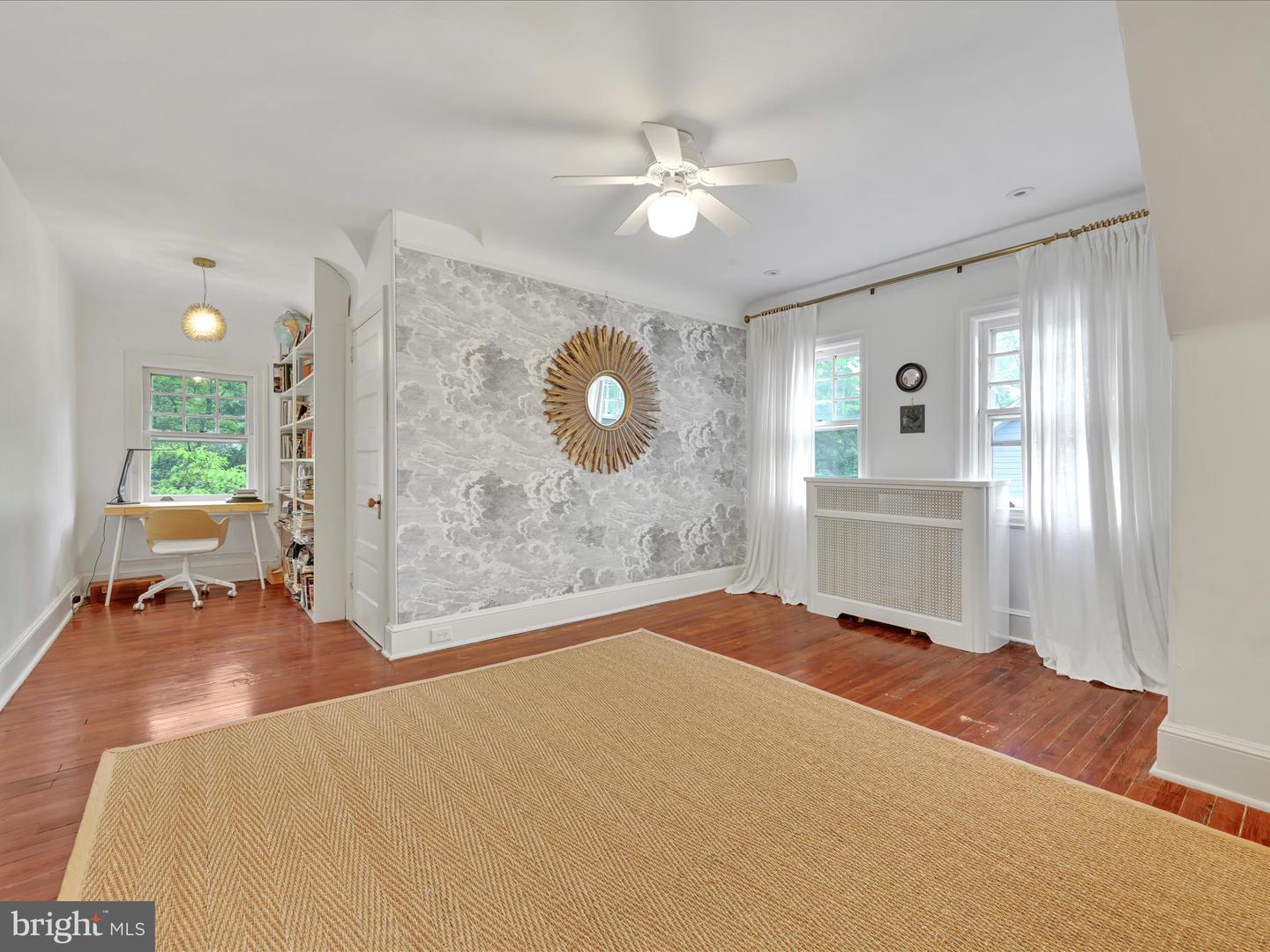 1134 Montgomery Ave