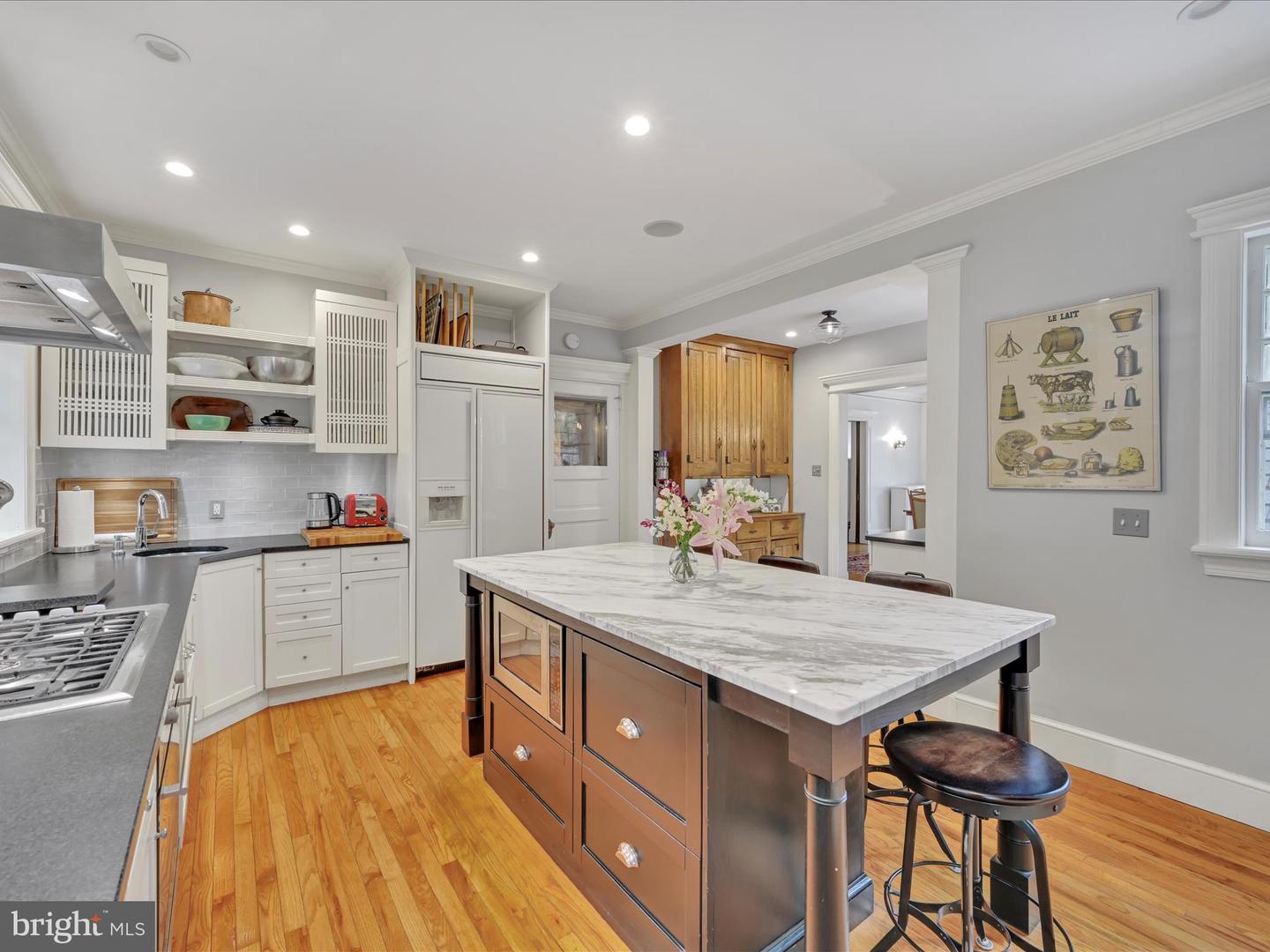 1134 Montgomery Ave