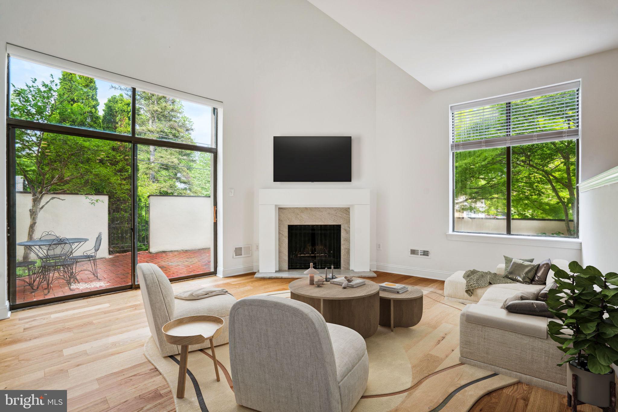 100 Llanalew Rd #12