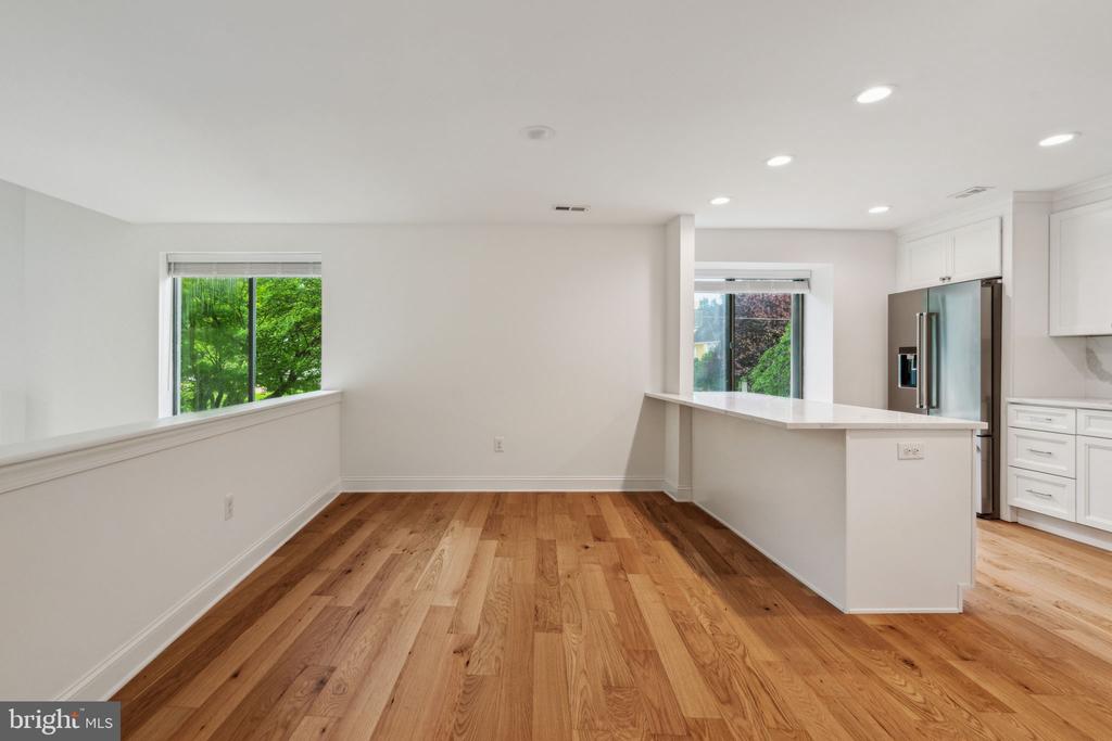 100 Llanalew Rd #12