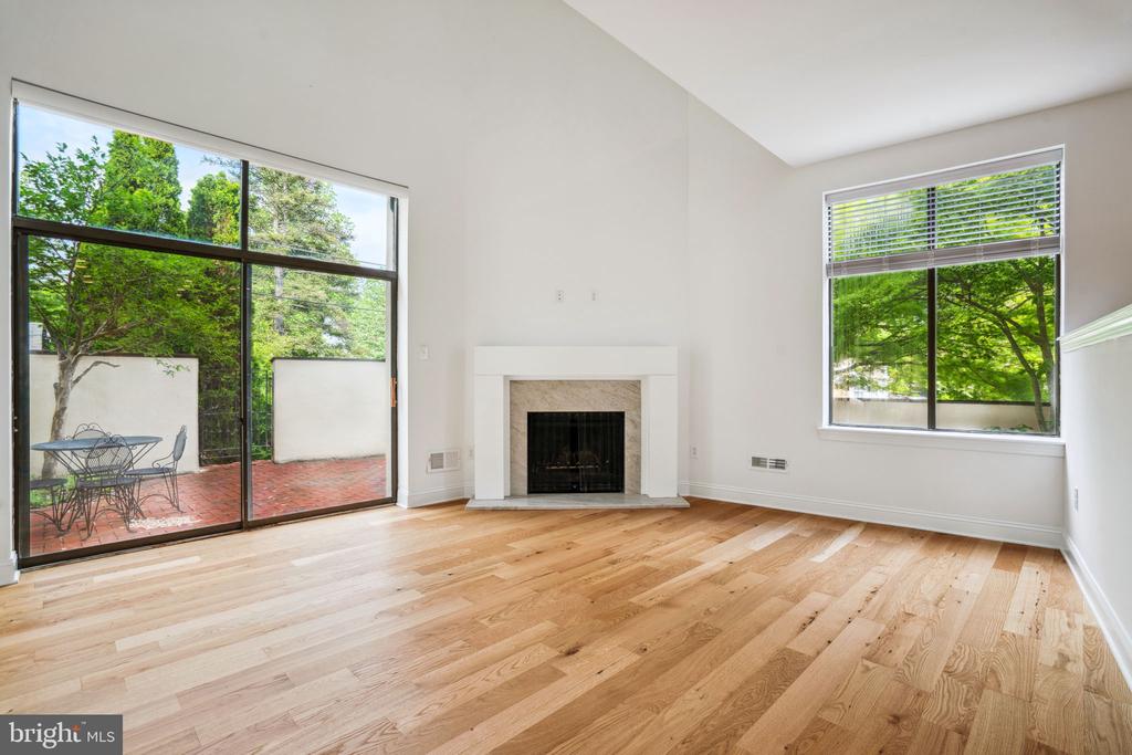 100 Llanalew Rd #12