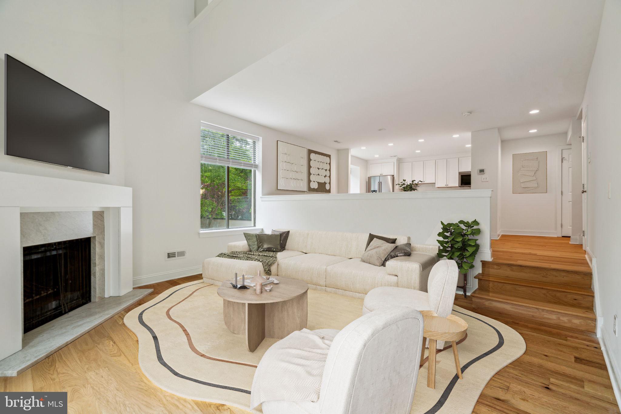 100 Llanalew Rd #12