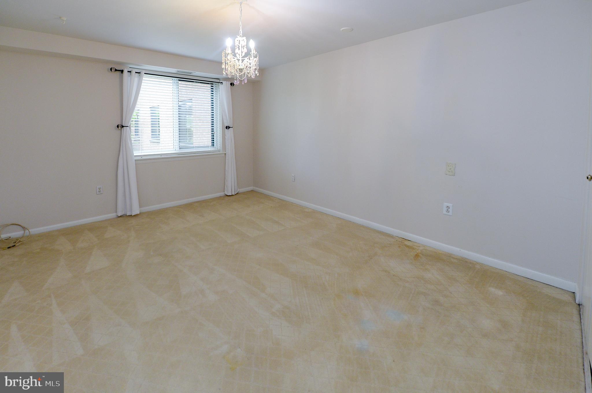 1650 Oakwood Drive #E108