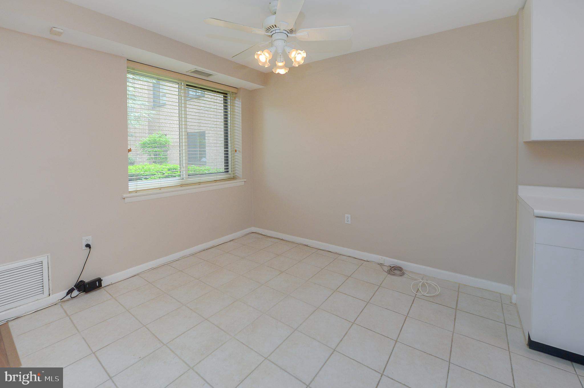 1650 Oakwood Drive #E108