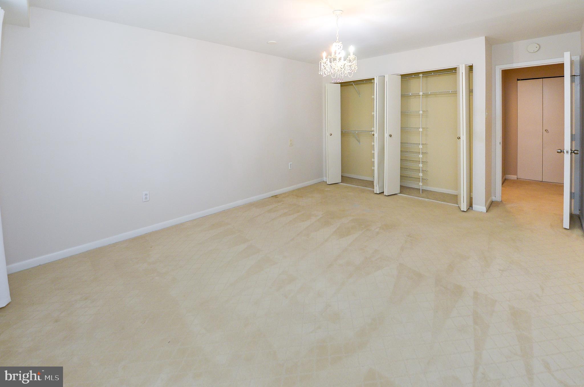 1650 Oakwood Drive #E108