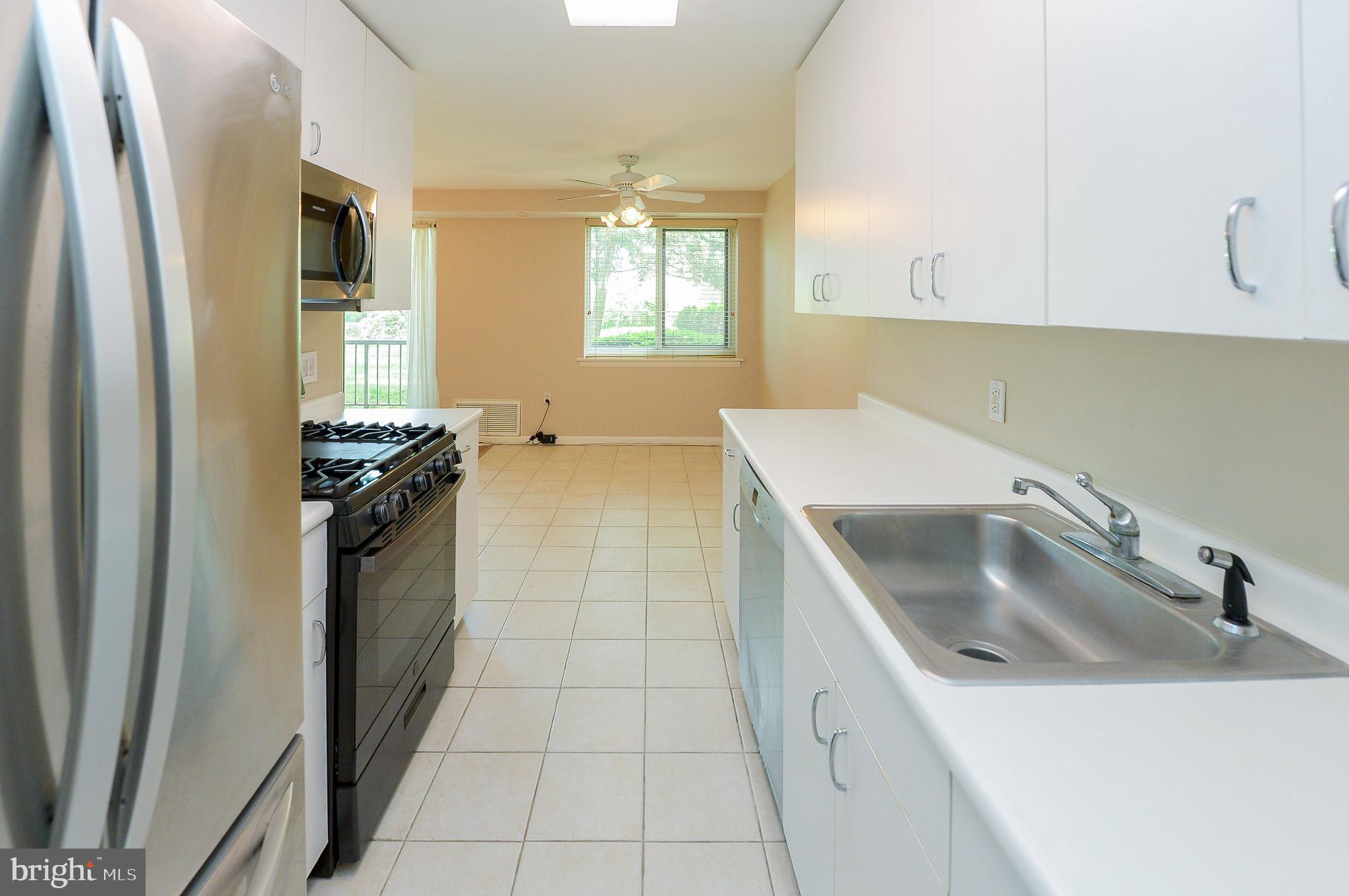 1650 Oakwood Drive #E108