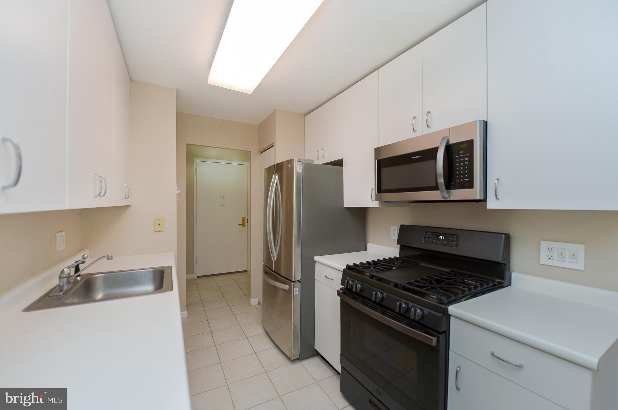 1650 Oakwood Drive #E108