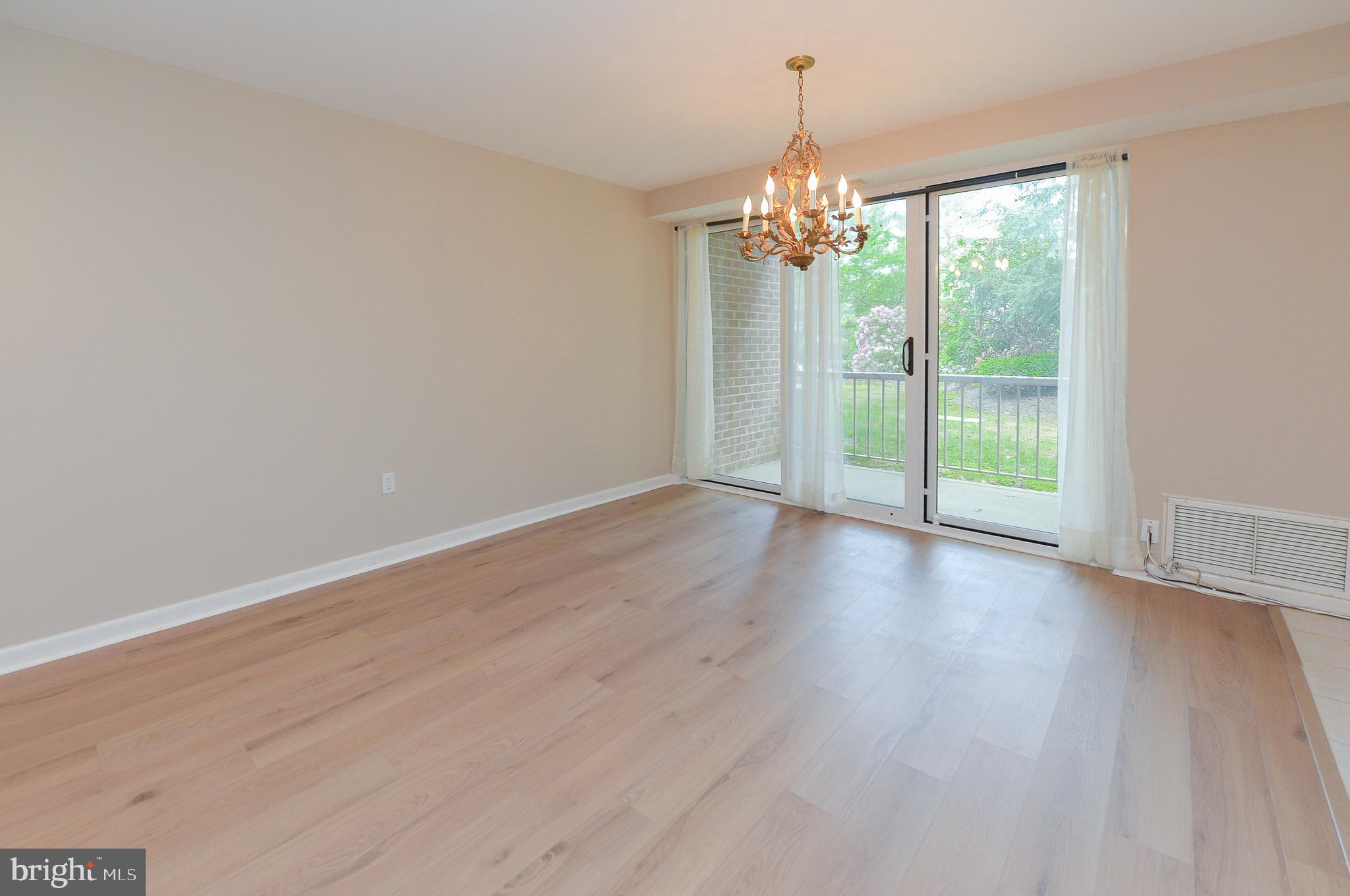 1650 Oakwood Drive #E108