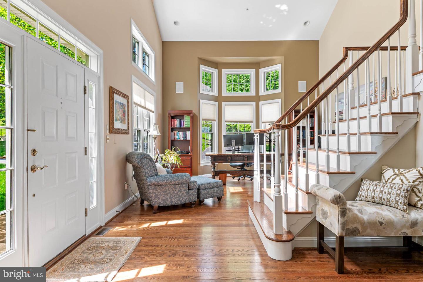 1123 Riverview Ln