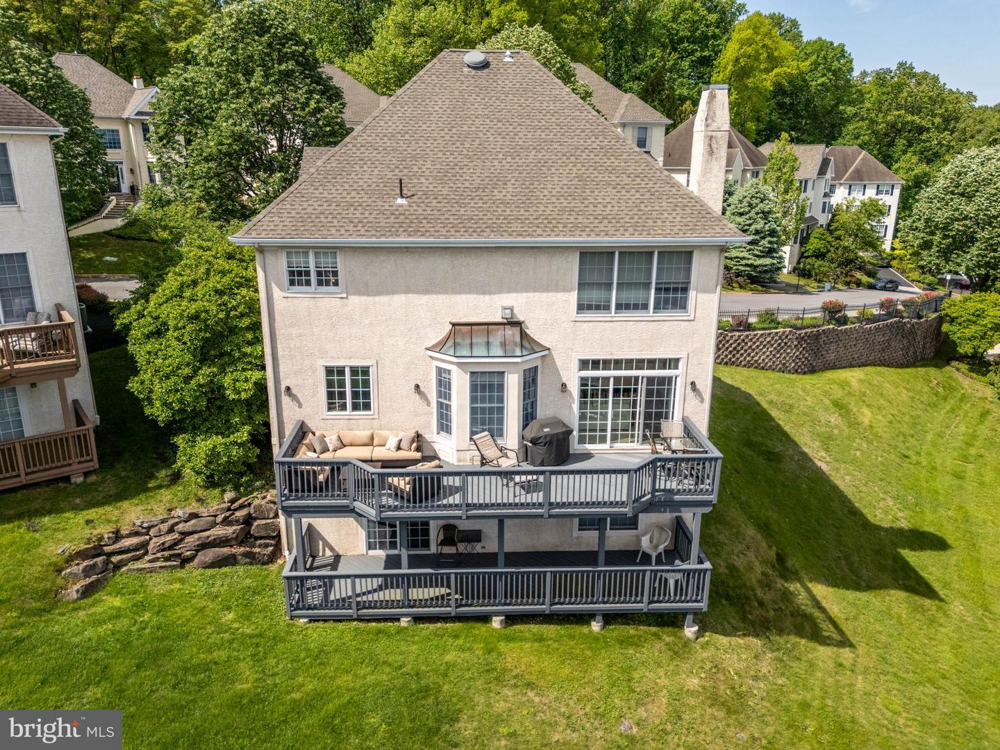 1123 Riverview Ln