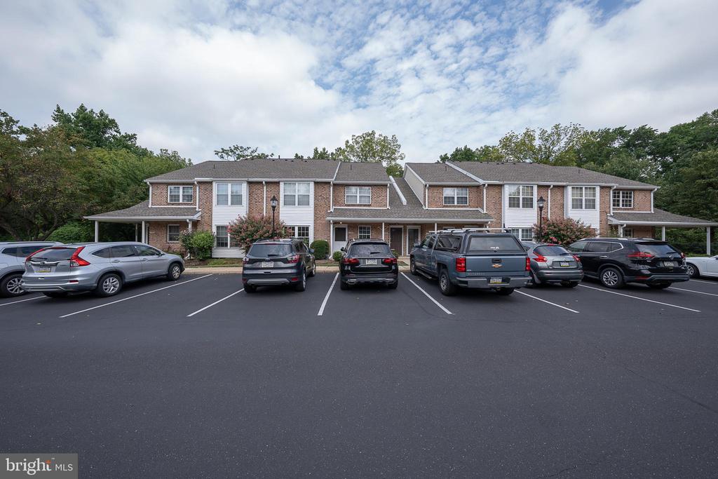 1703 Valley Glen Rd