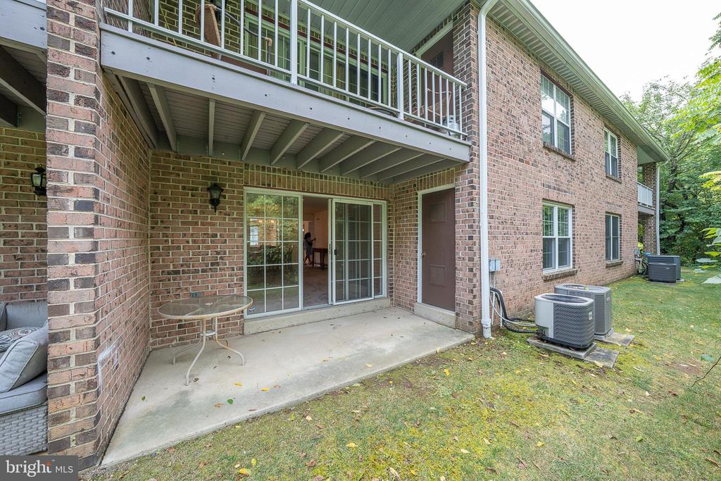 1703 Valley Glen Rd