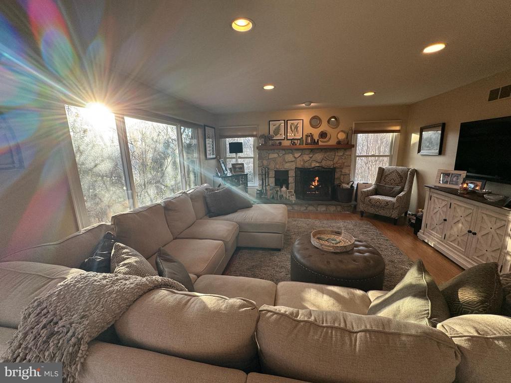 475 Poplar Ln