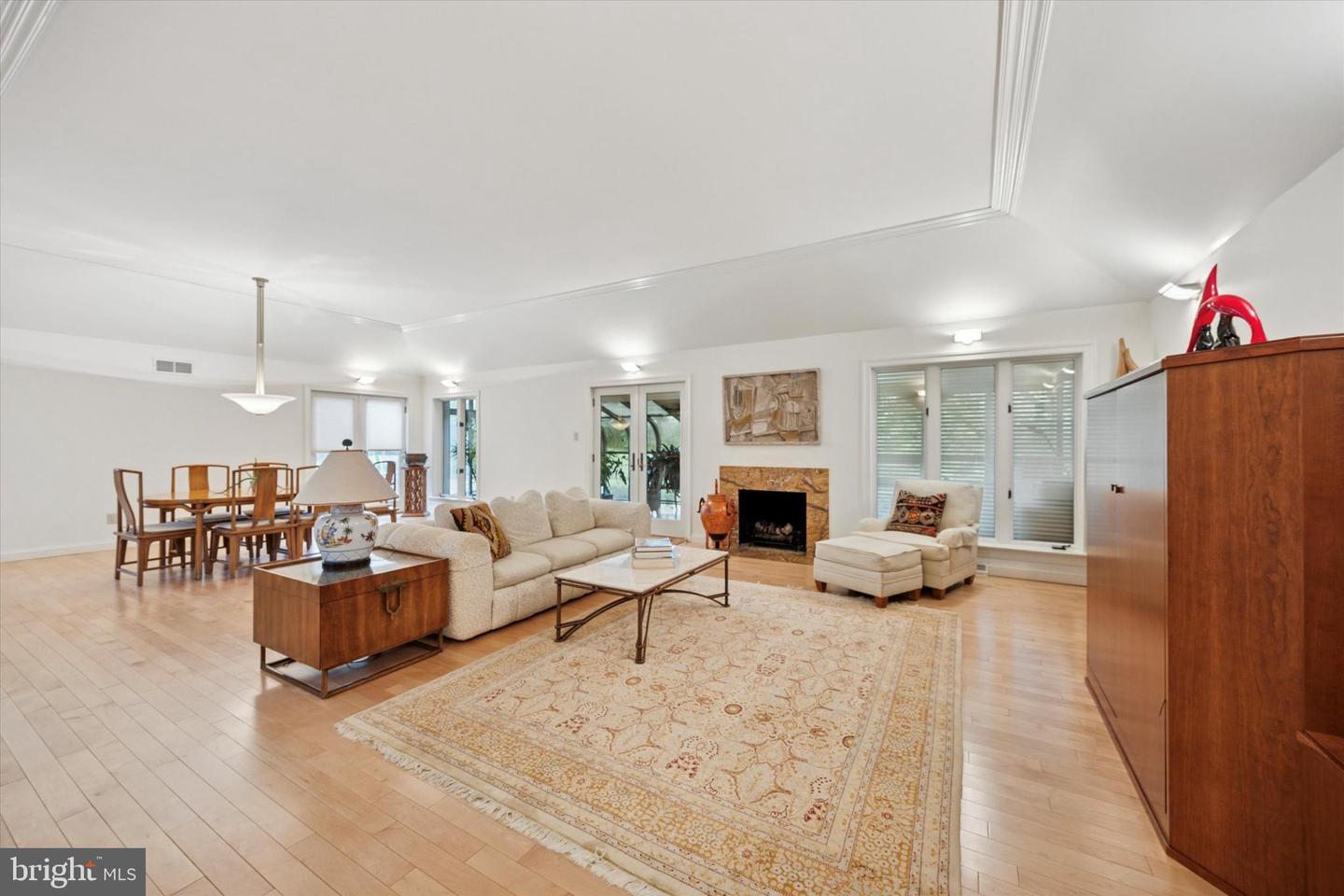 8 Fetlock Ln